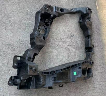 78563795 HEAD LAMP BRACKET RH for VOLVO 