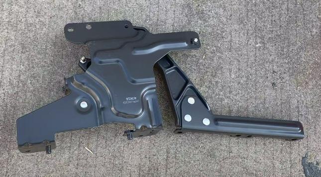 78722461 BRACKET RH for VOLVO 