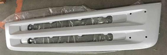 1538427/1741977  FRONT  LOWER GRILLE WITH TWO HOLES TYPE for SCANIA 