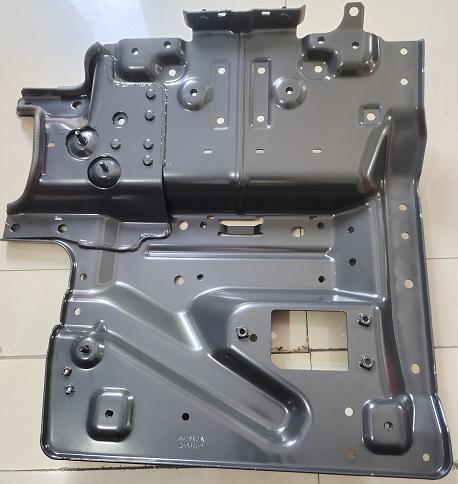 2353627/2612385/2608169/2571819 FRONT MUDGUARD BRACKET LH for SCANIA 