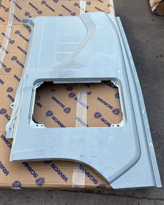 2366143 SIDE BELLY BOARD LH for SCANIA 
