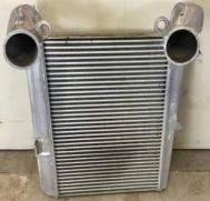 1371318/1679756 INTER COOLER for DAF