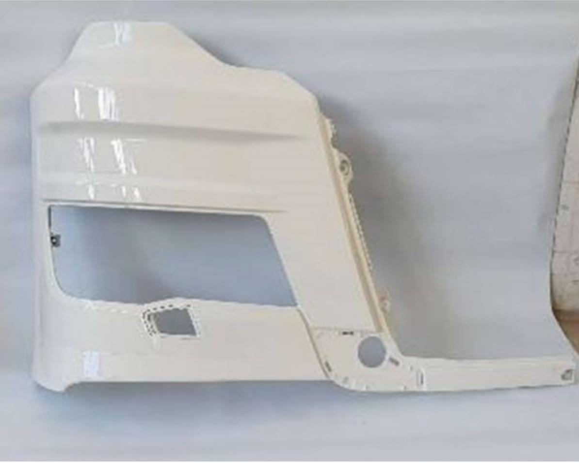 81416105832 HEAD LAMP FRAME(WIHTE)  RH for MAN  