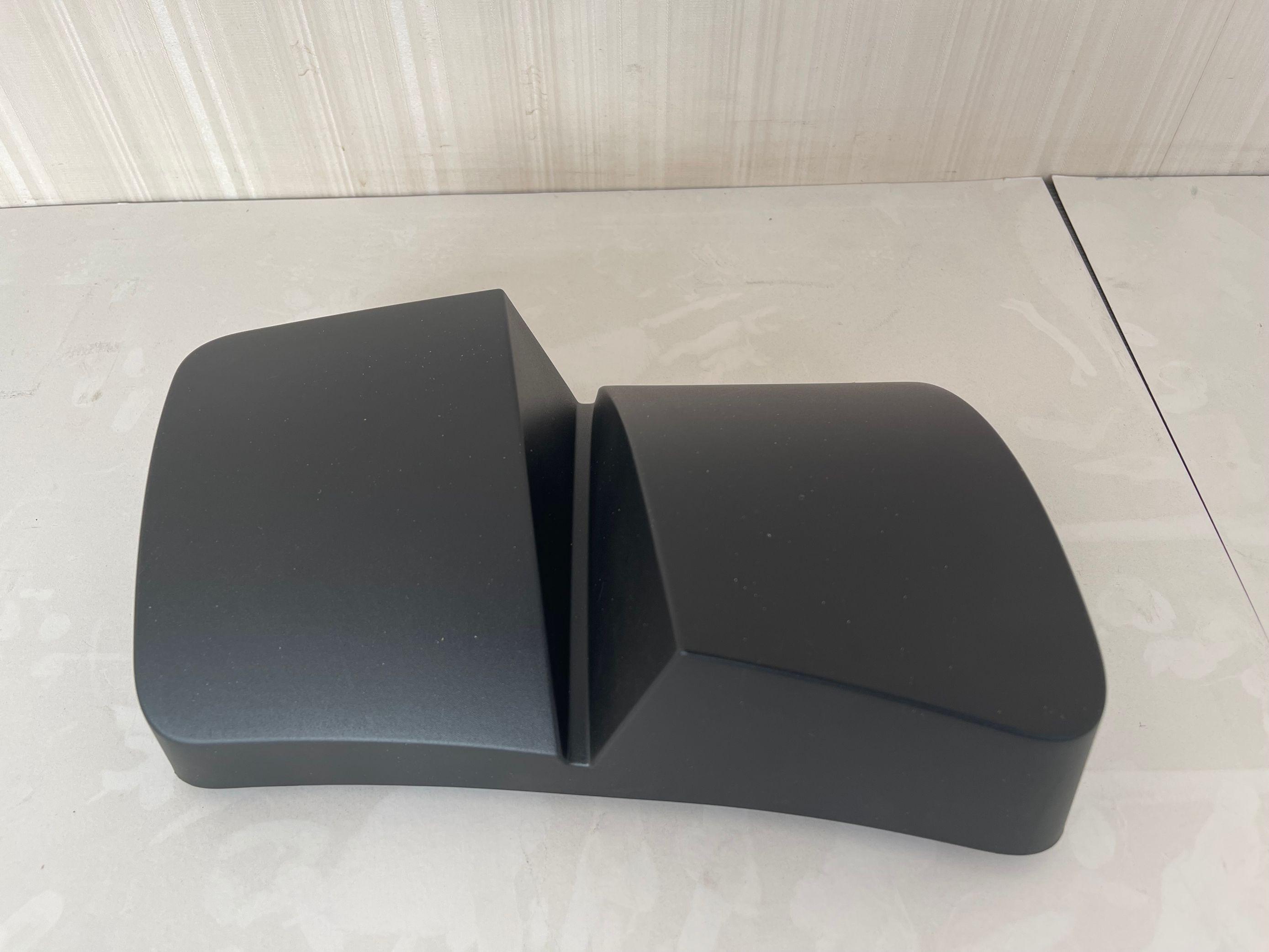 81612110506/81612100922 BAR RADAR COVER  RH for MAN  